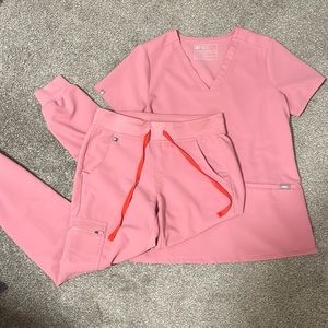 Set of figs scrubs in bubblegum pink